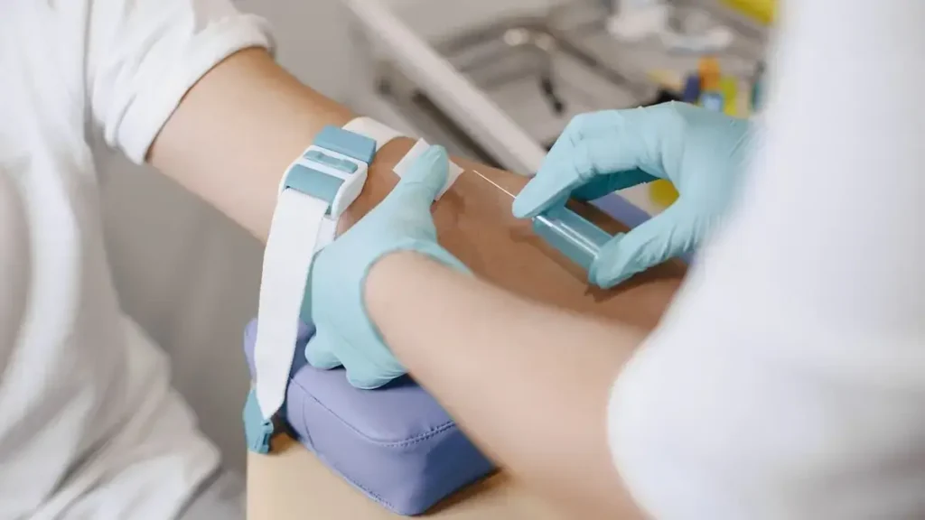Biomarcadores e análises de sangue para biohacking iniciantes.